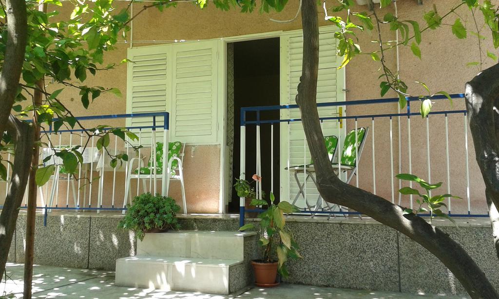 Apartment And Rooms Laguna Trogir Exteriör bild